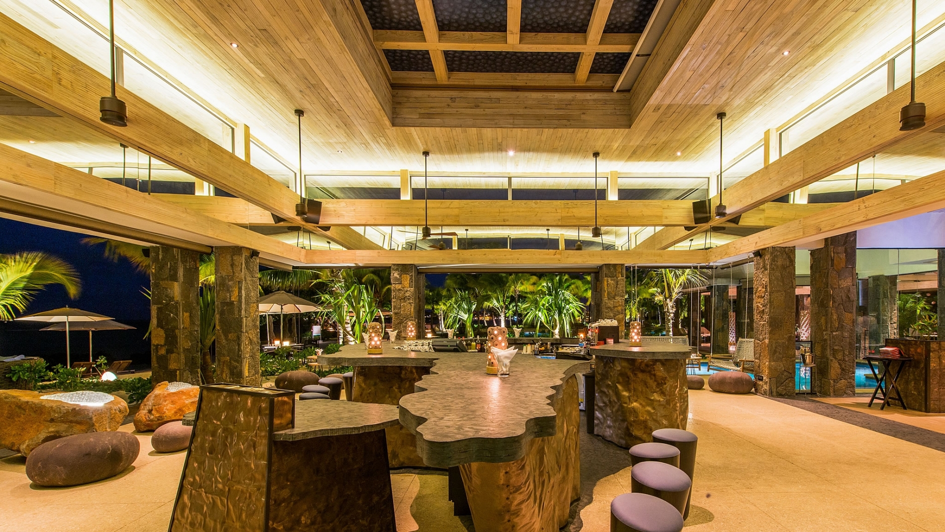 Mystique Cocktail Bar and Lounge Westin Turtle Bay Resort & Spa, Mauritius